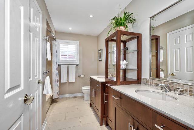 Main Bathroom