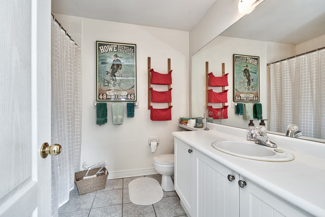 Main Bathroom