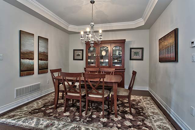 Dining room.