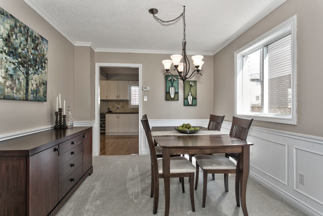 Dining room.