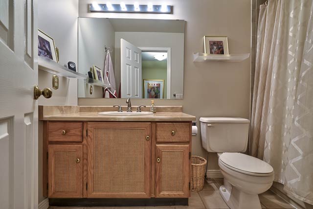Main Bathroom