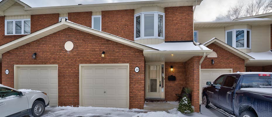 30-3115 New Street - Two Bedroom Condo Townhome For Sale in Rosedale, Burlington