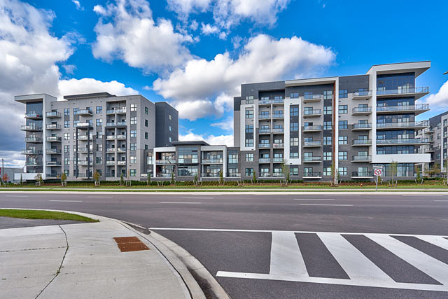 One Bedroom Condo For Lease in North Oakville at 102 Grovewood Common, Oakville