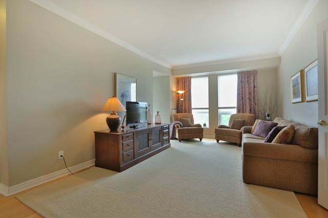 Living Dining Room