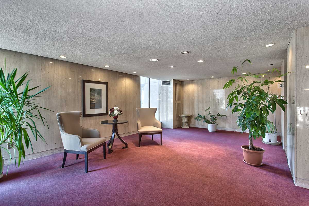Lobby at Oak Hill